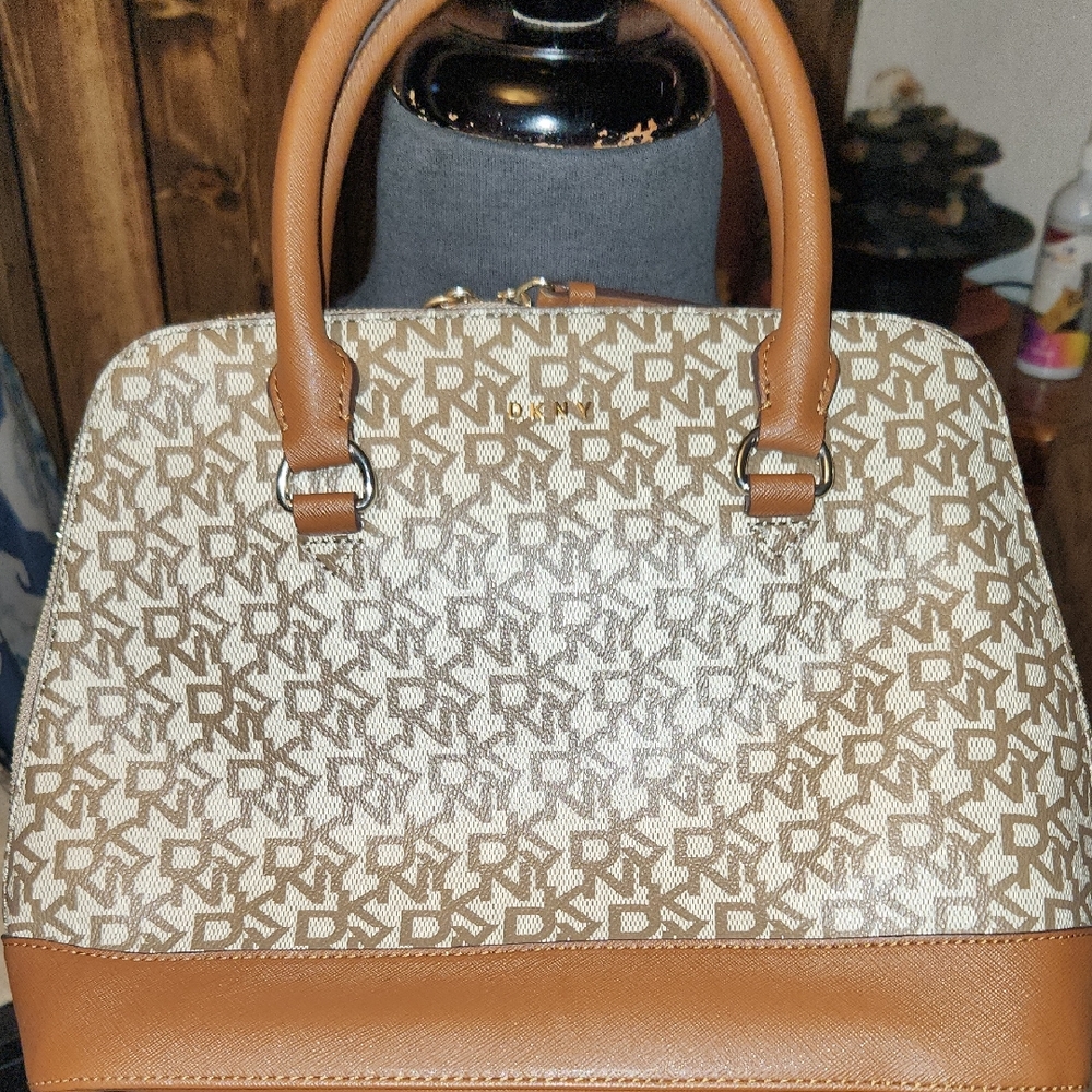 Elegant Patterned Brown and Tan Satchel